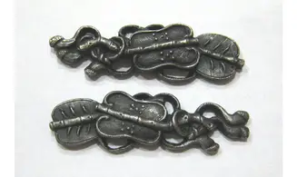 Menuki Gunbai