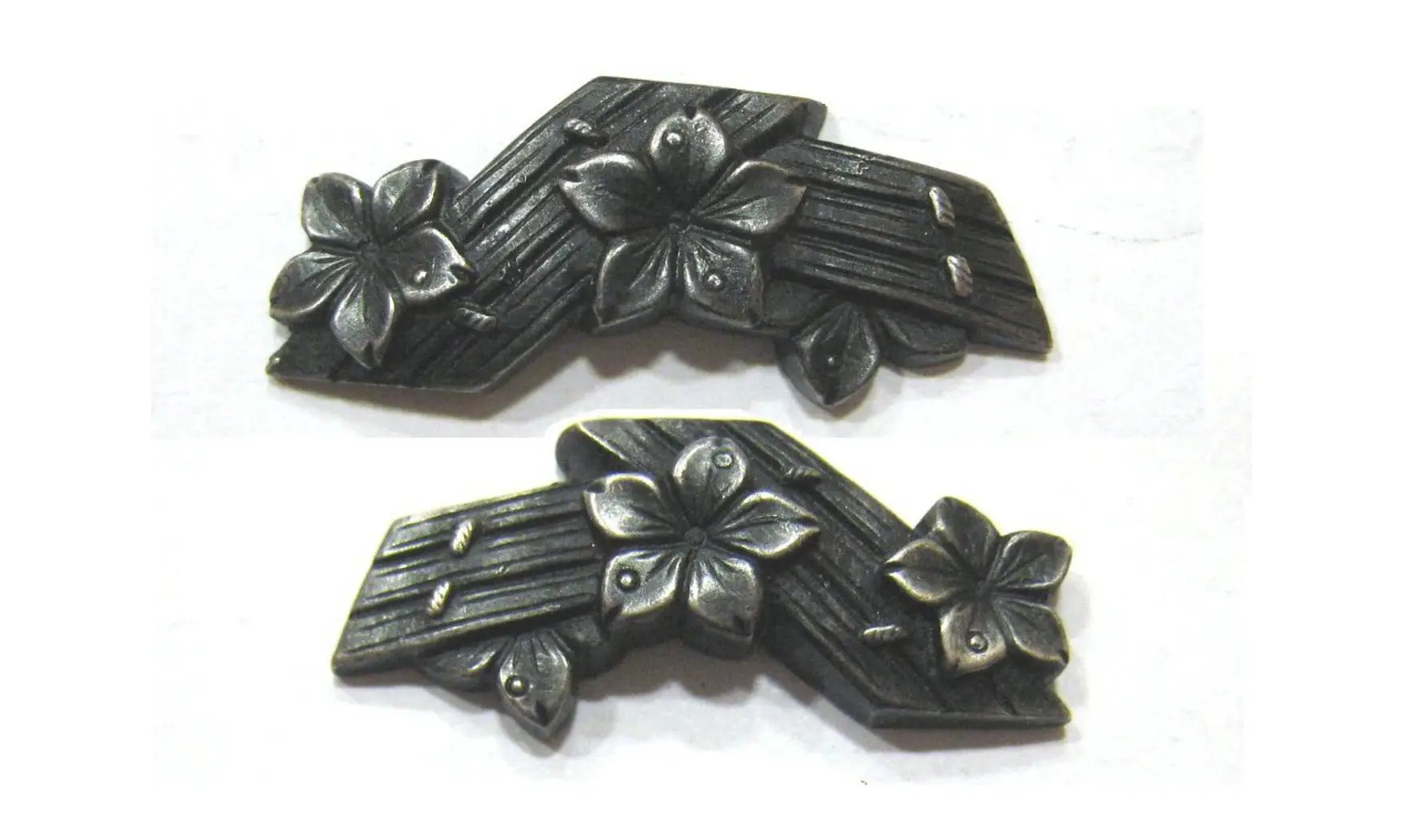 Menuki Radeau de fleurs