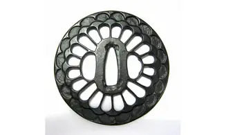 Tsuba Kyoto chrysanthème ajouré