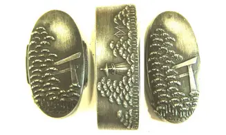 Fuchi-Kashira-Kojiri Pin et Torii