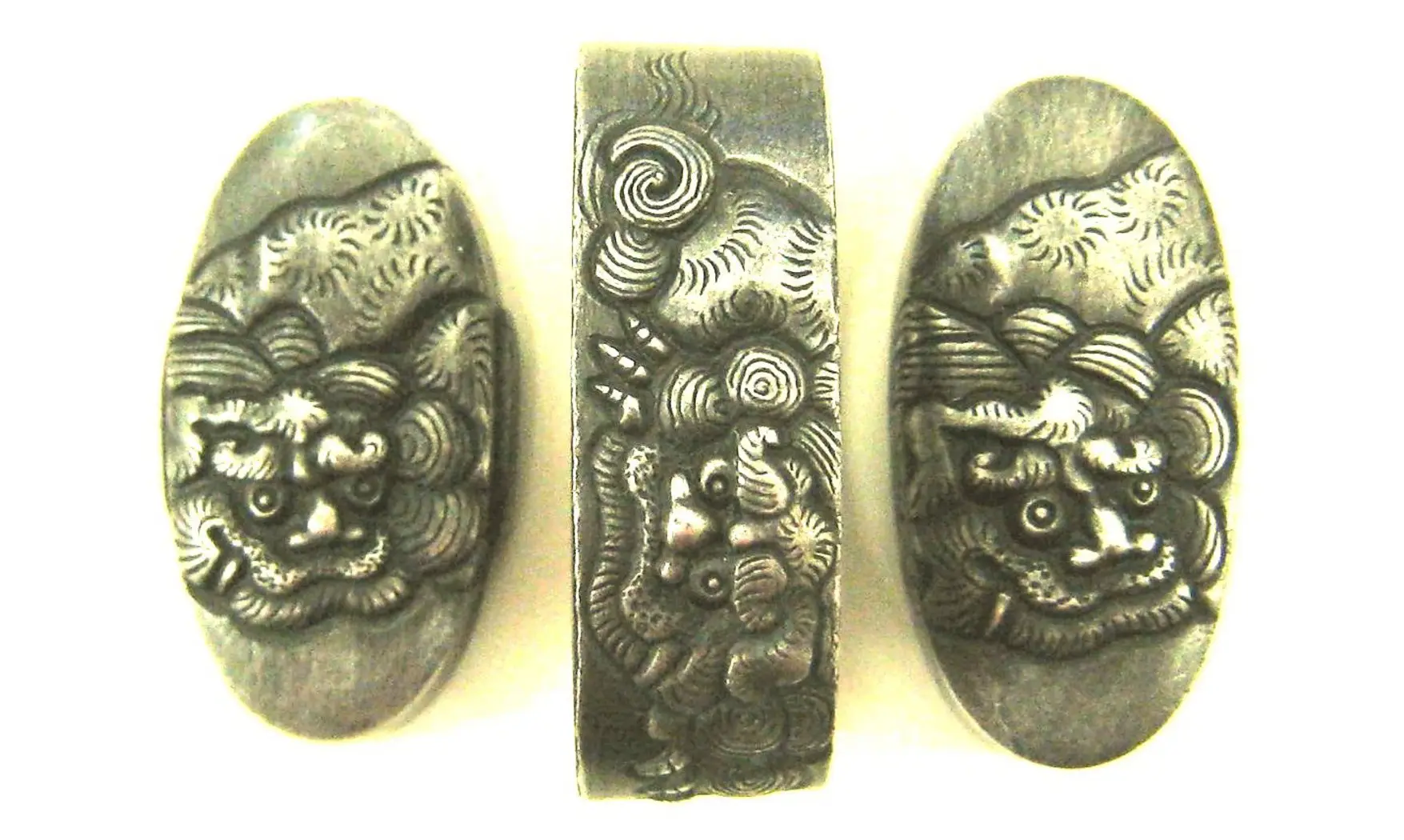 Fuchi-Kashira-Kojiri Lion dansant